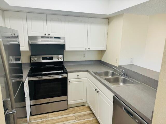 Building Photo - 1520 SE Royal Green Cir