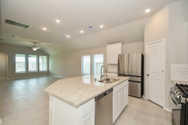 Building Photo - 10518 Cecilia Star Ln