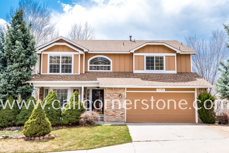 Foto principal - 5280 7 Oaks Dr