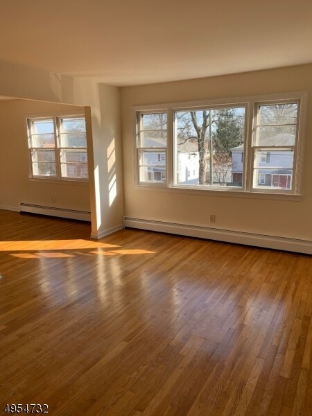 Building Photo - 204 Burnside Ave