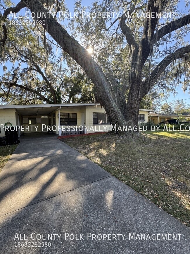 Building Photo - Spacious 3-Bed Home in Orlando!