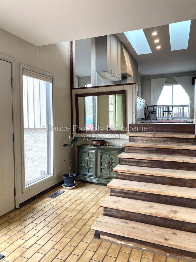 Foto del edificio - 2168 Wildwood Dr