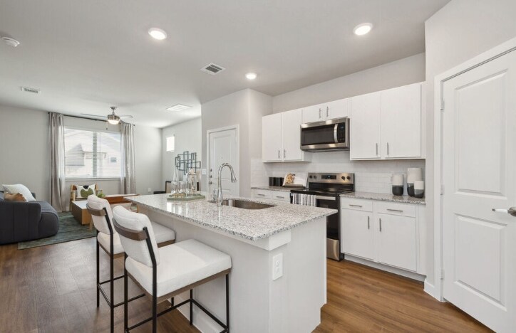 Foto principal - 2200 North Buddy Hayes Blvd