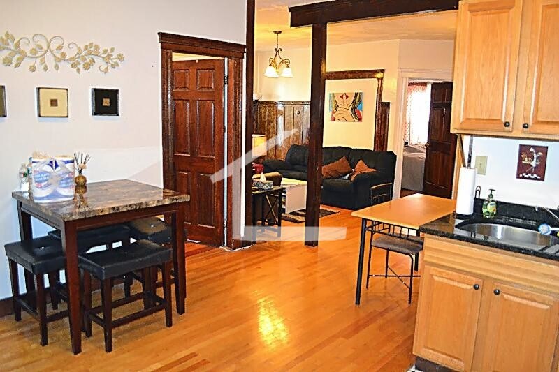 41 Long Ave Unit 2 photo'