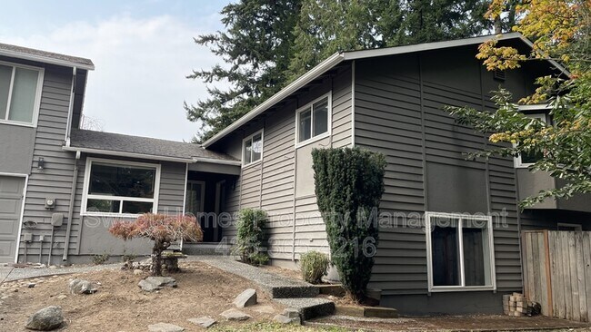 Building Photo - 20204 20th Ave W