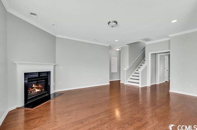 Foto del edificio - 4462 Marshwood Dr