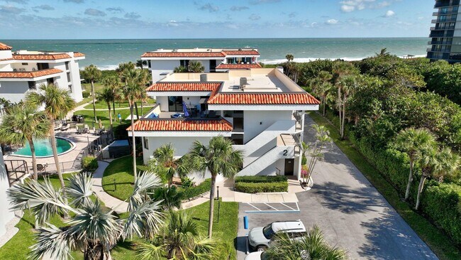 Building Photo - 4100 N Hwy A1A