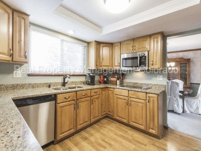 Building Photo - 6042 S Lima Way