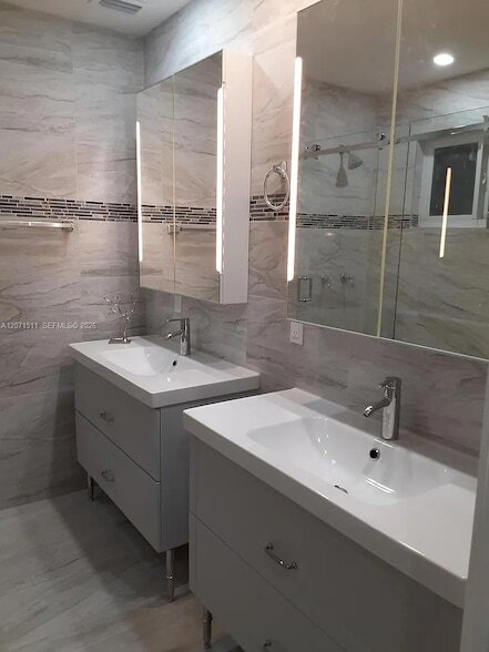 Foto del edificio - 12251 SW 82nd Ave