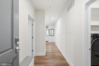 Building Photo - 100 St Ives Pl
