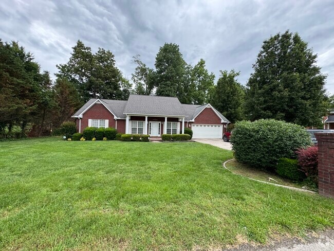 Building Photo - 224 Brookside Dr