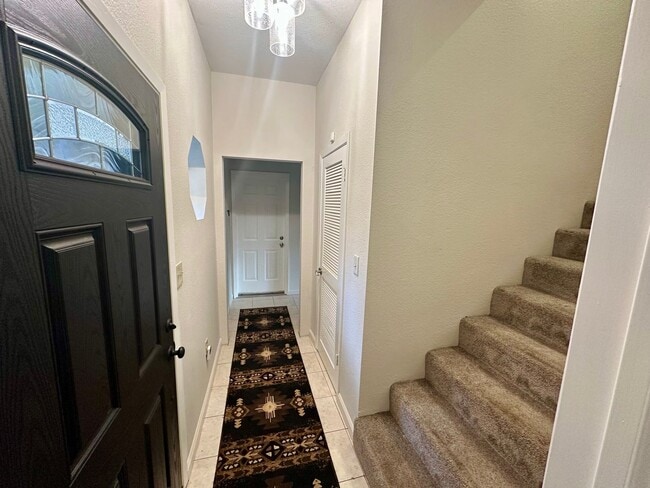 Building Photo - Unique 3 Bedroom 2 Bathroom House on Acreage