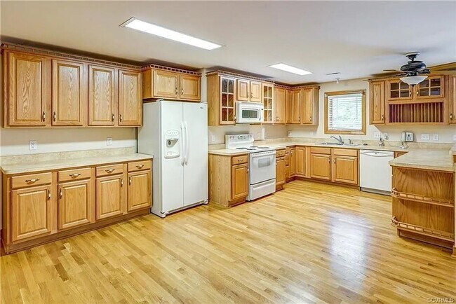 Foto del edificio - Juniper Avenue Property