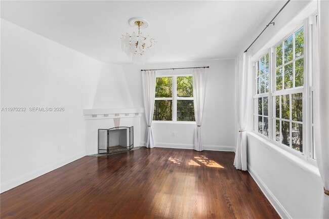 Photo - 1027 Euclid Ave Apartment