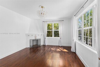 Building Photo - 1027 Euclid Ave