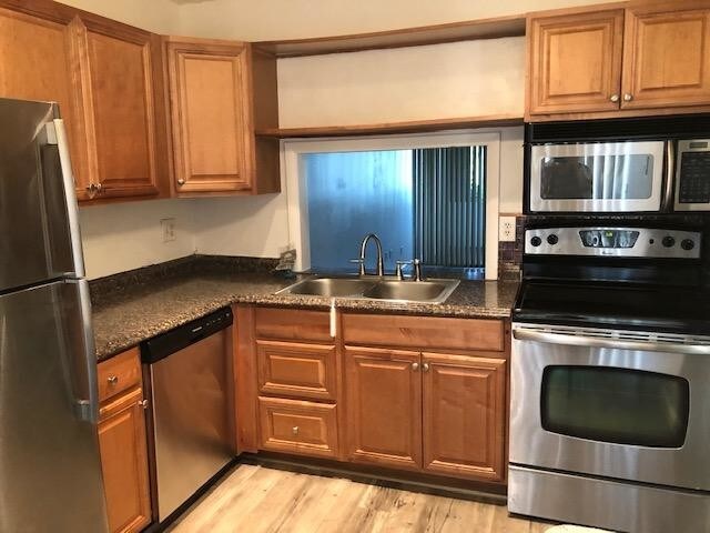Building Photo - 834  Banks Road 834 Coconut Creek FL 33063