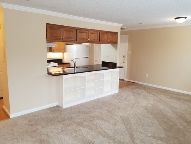 Building Photo - 2603 Camelback Ln
