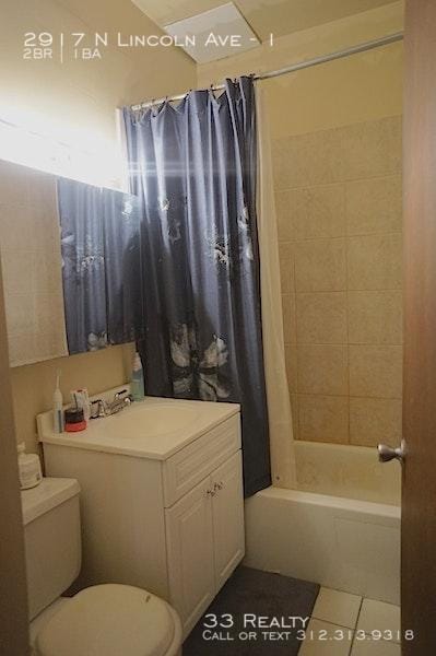Building Photo - 2 Bedroom + Den Apartment in Lakeview