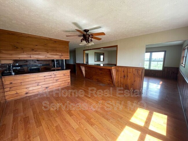 Foto del edificio - 7895 MO-5