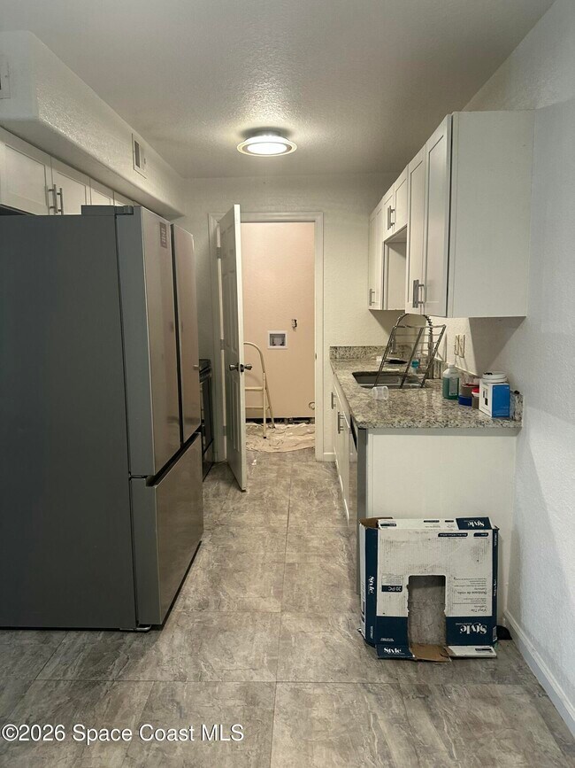 Building Photo - 2190 Forest Knoll Dr NE
