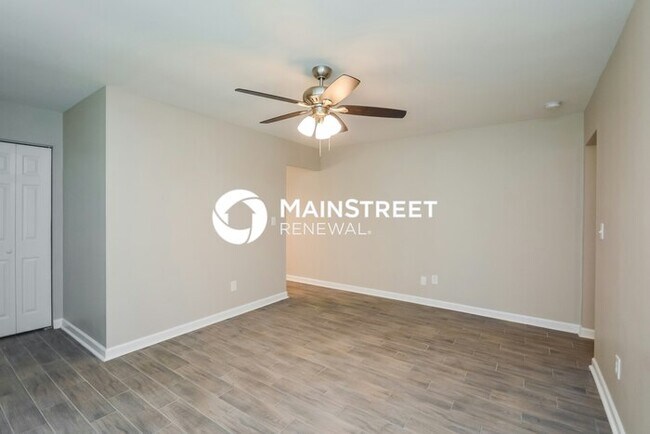 Foto del edificio - 3 Bedroom Pet-Friendly Home in Jonesboro, ...