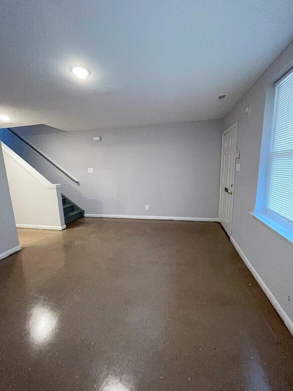 Photo - 1813 W Venango St House