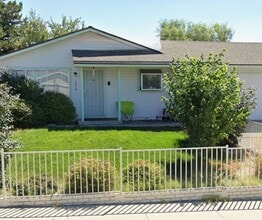 Building Photo - 1279 Stanford Dr