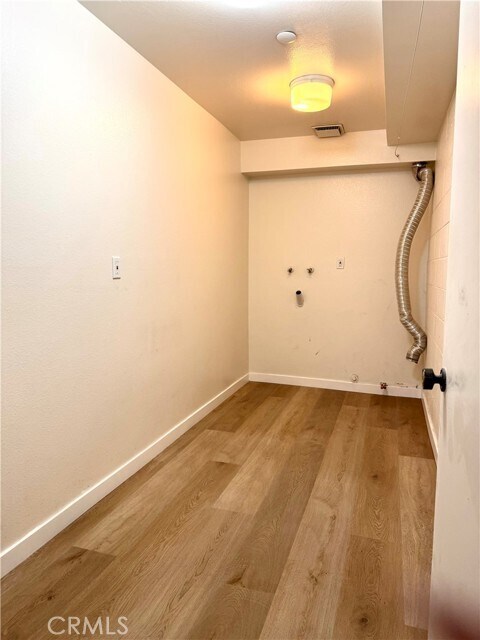 Foto del edificio - 2100 Cedar St
