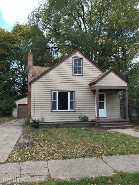 Primary Photo - 4 br, 1.5 bath House - 2917 Temple St