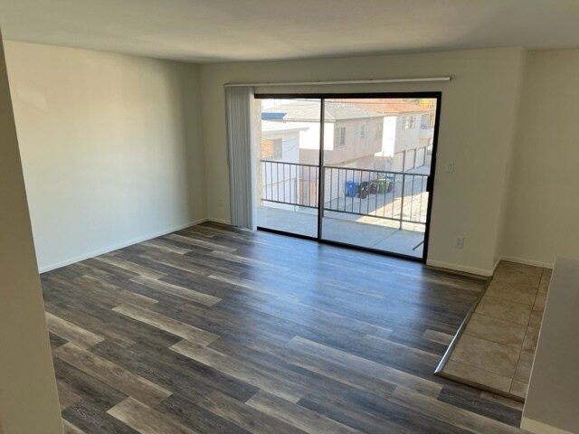 Foto del edificio - 970 W 19th St