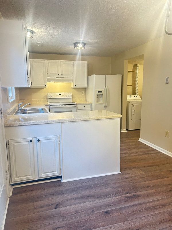 Foto del edificio - 6781 Brace Ct