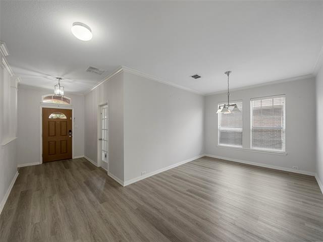 Foto del edificio - 305 Highland Meadows Dr