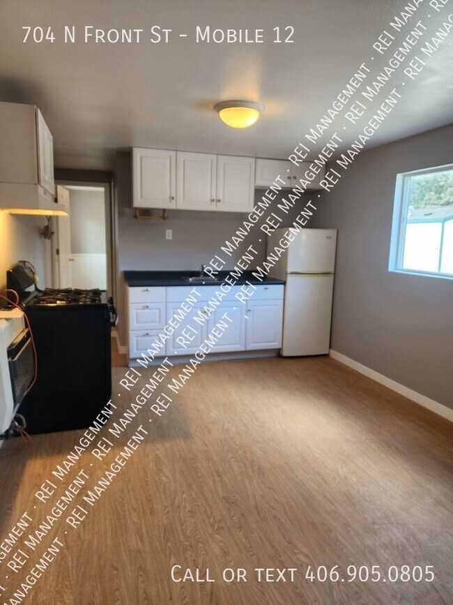 Building Photo - Perfect Size Home @ Tahoe Acers in Townsen...