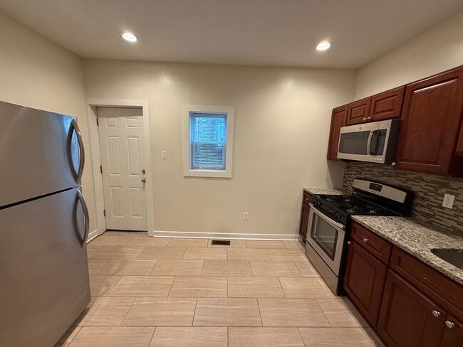 Foto del edificio - 1304 N 25th St