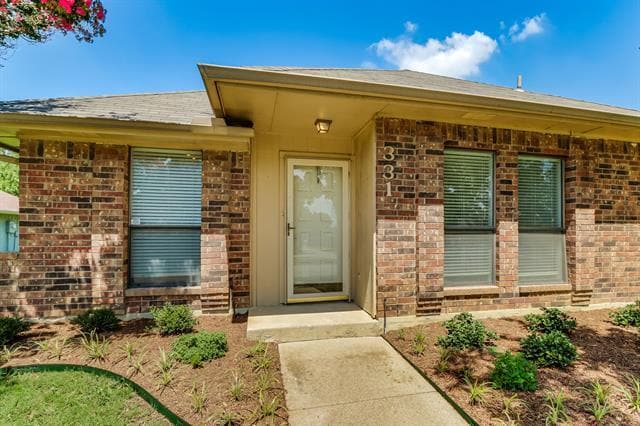 Foto del edificio - 331 Aspenway Dr