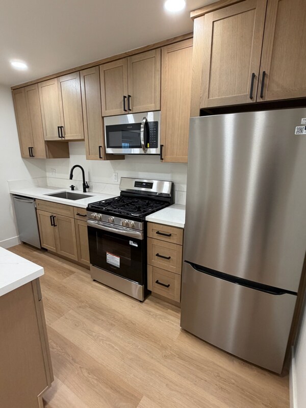 Foto del edificio - 361 Wisconsin Ave