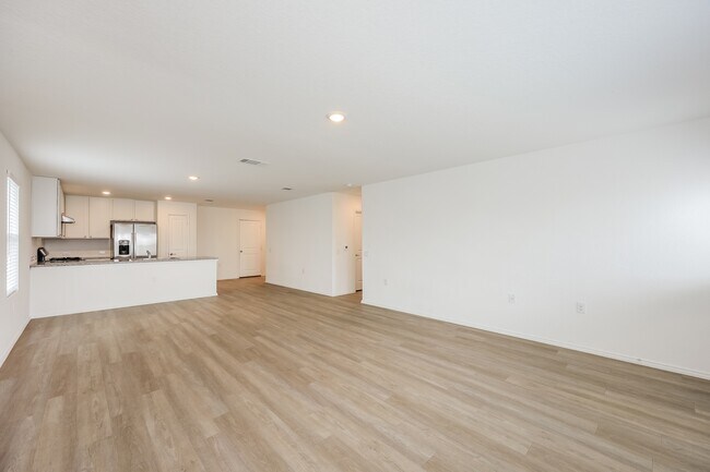 Foto del edificio - 12050 Pewee Ct