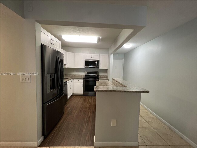 Building Photo - 4354 NW 9th Ave