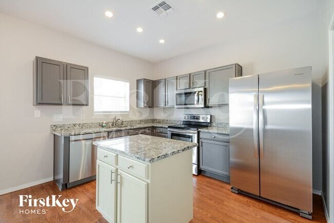 Foto del edificio - 13256 W Watson Ln