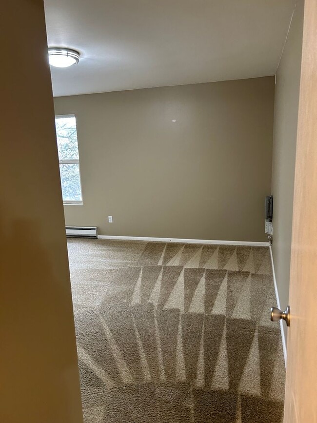 Foto del edificio - Bright Open Floor Plan One Bedroom Apartment