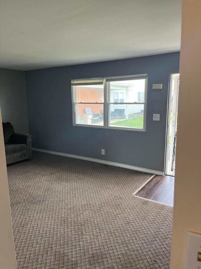 Foto del edificio - 98 Buckeye Cir