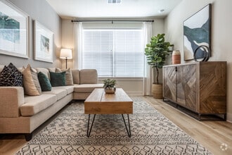 2BR, 2BA - 1064 SF - Birchway Perry Road
