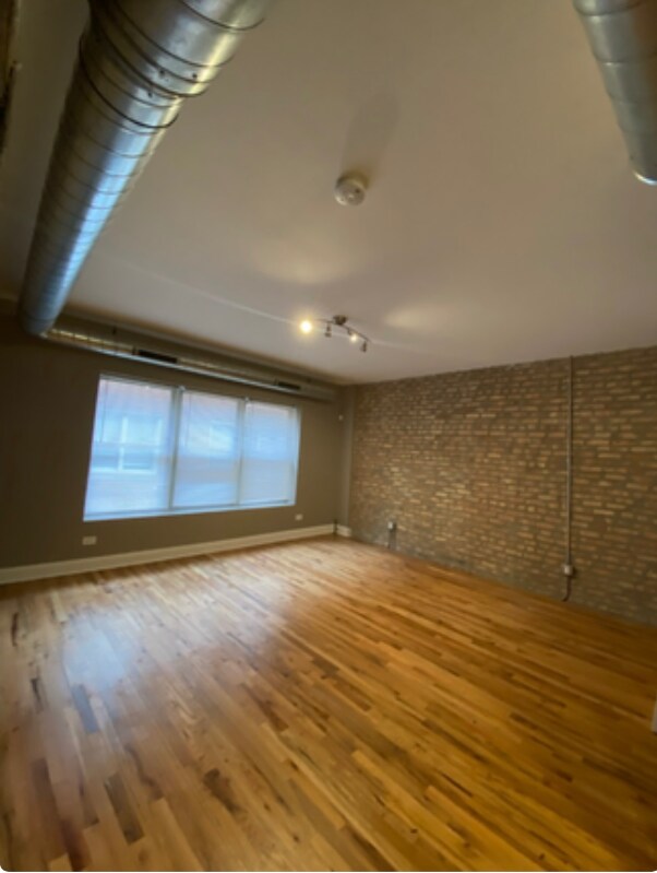 Foto del edificio - 6236 S King Dr
