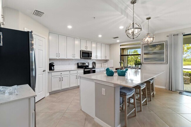 Foto del edificio - 10805 Tarflower Dr