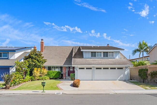 Building Photo - 8591 Naples Dr