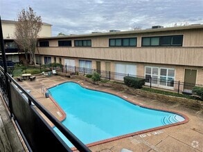 Building Photo - 3809 N Braeswood Blvd