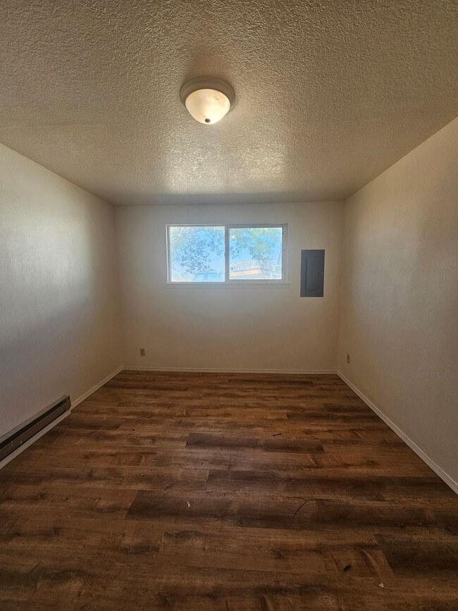 Building Photo - Newly Updated Home with Large Fenced Yard & Detached Garage!