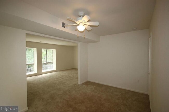 Building Photo - 3722 Persimmon Cir
