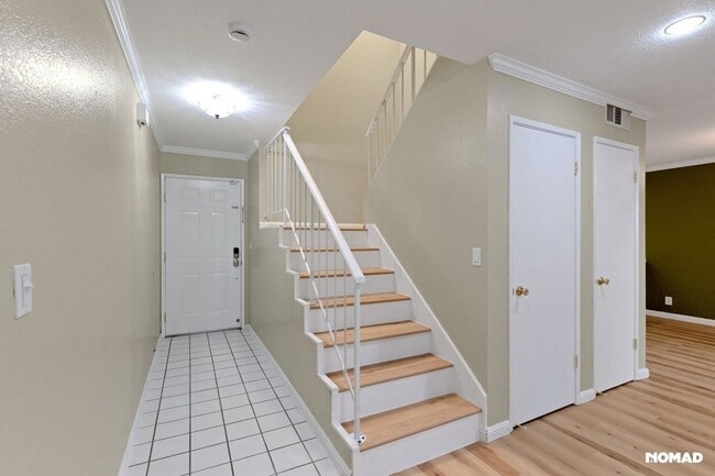 Building Photo - Charming 2BR Townhome in San Jose