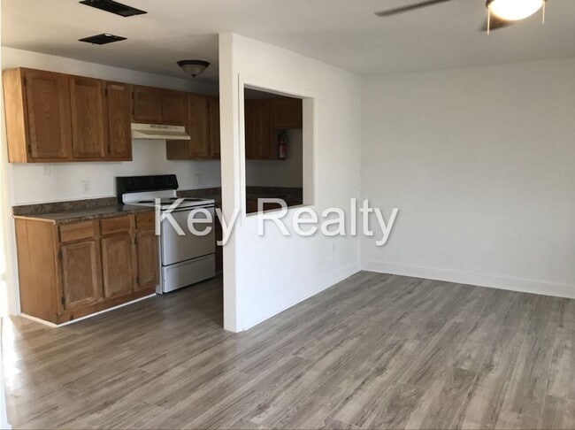 Building Photo - 8197 US-71